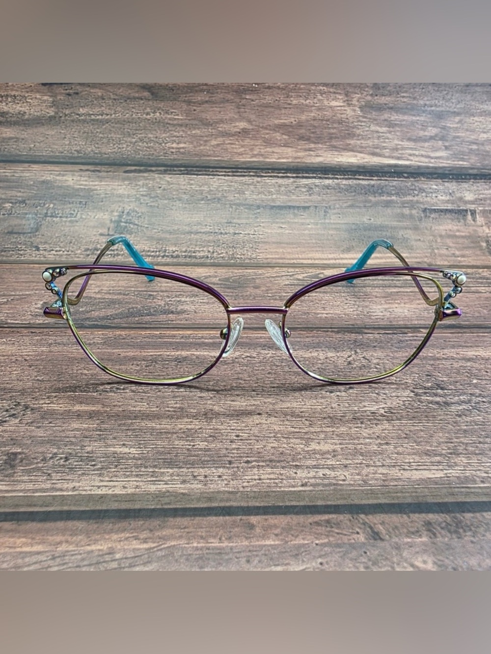 Betsy Johnson All Nighter Oil Slick Iridescent Cay Eue Frame 53-17-140